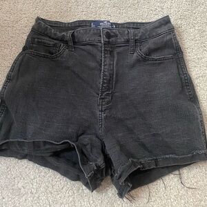 Hollister black curvy high rise shorts